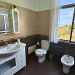 Carmelita House 2 *